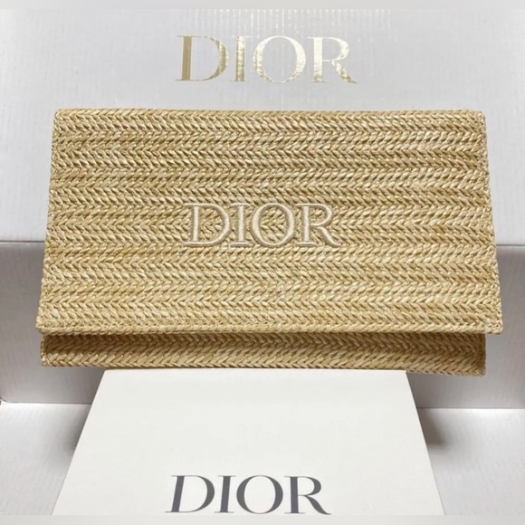 ⚜️ Dior Clutch Limited Edition Summer 2023 Beige - Picture 1 of 9